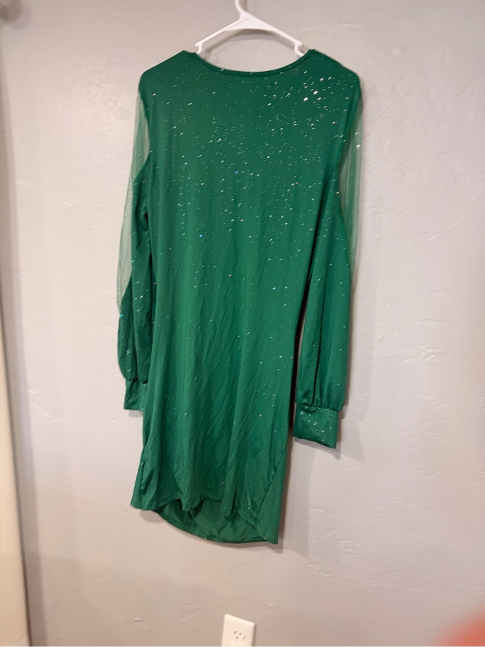 Green Long-Sleeve Glitter Shift Dress